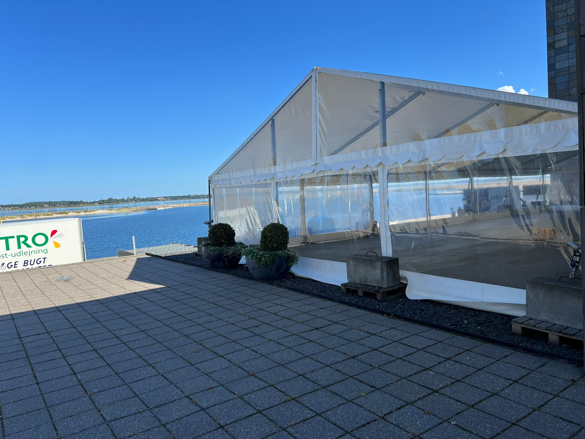telt-panorama-reception-vitro-erhverv Telt med panoramasider til firmareception